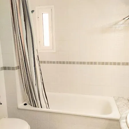 Appartamento Oceanblue Modern King Size 1 Bedroom With Seaview And Terrace *